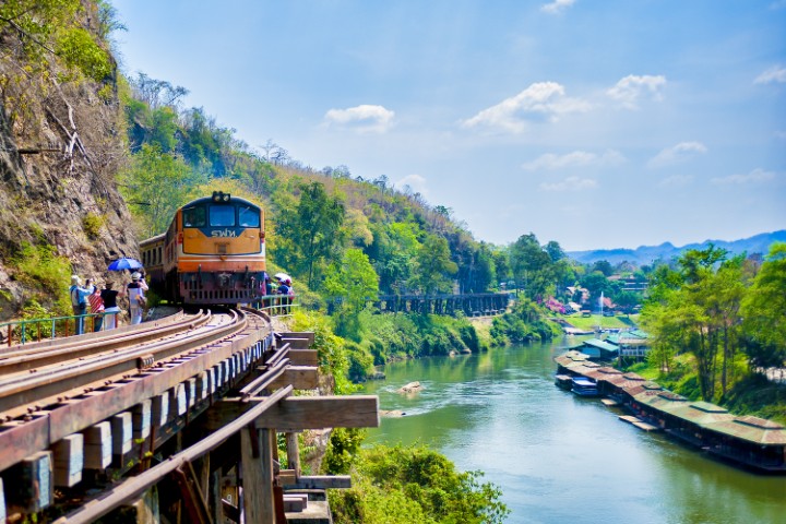 เที่ยวภาคตะวันตก - ที่เที่ยวและจังหวัดในภาคตะวันตก | TravelBuddy